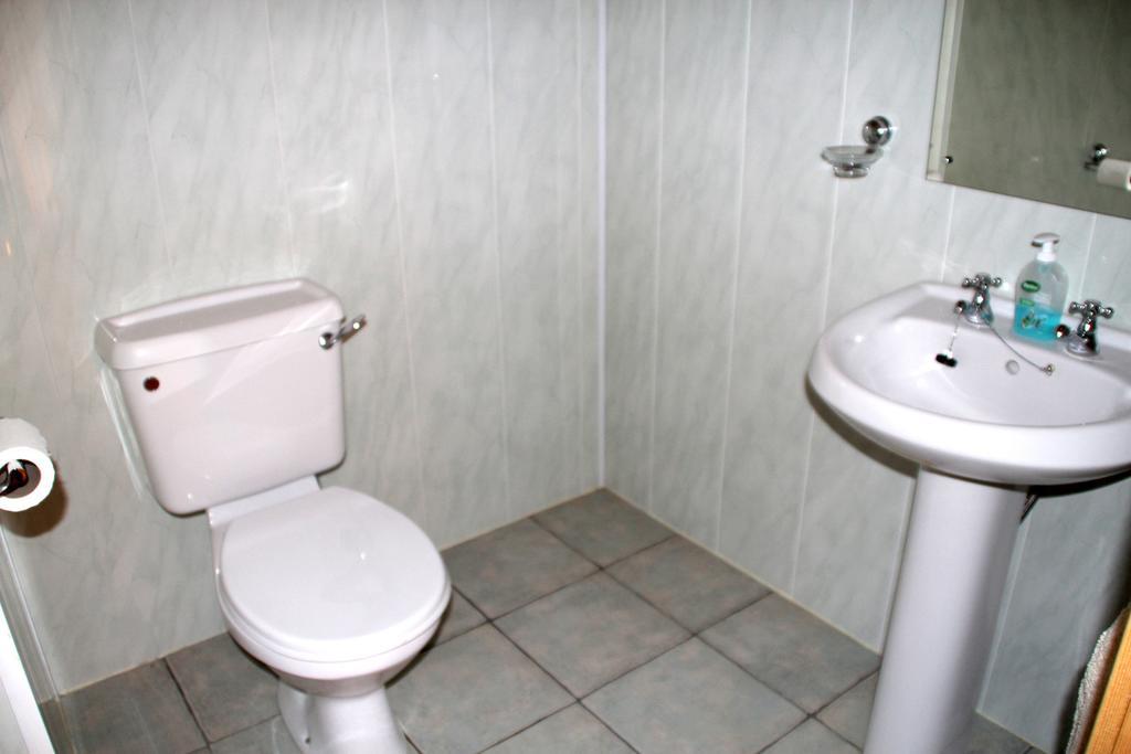 Woodview House Bed And Breakfast Баллинроб Номер фото